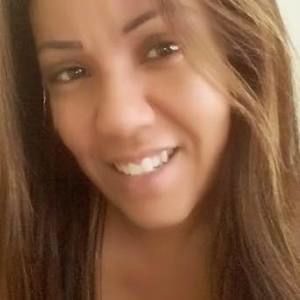 Meet your Posher, Yoly